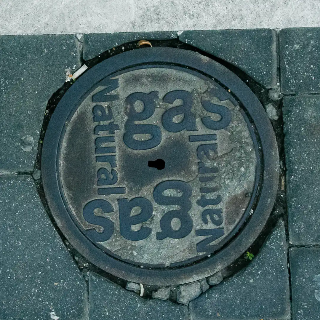 Gas Manhole Cover in Fuengirola, Spain. Photo by Yuri Matrosovich