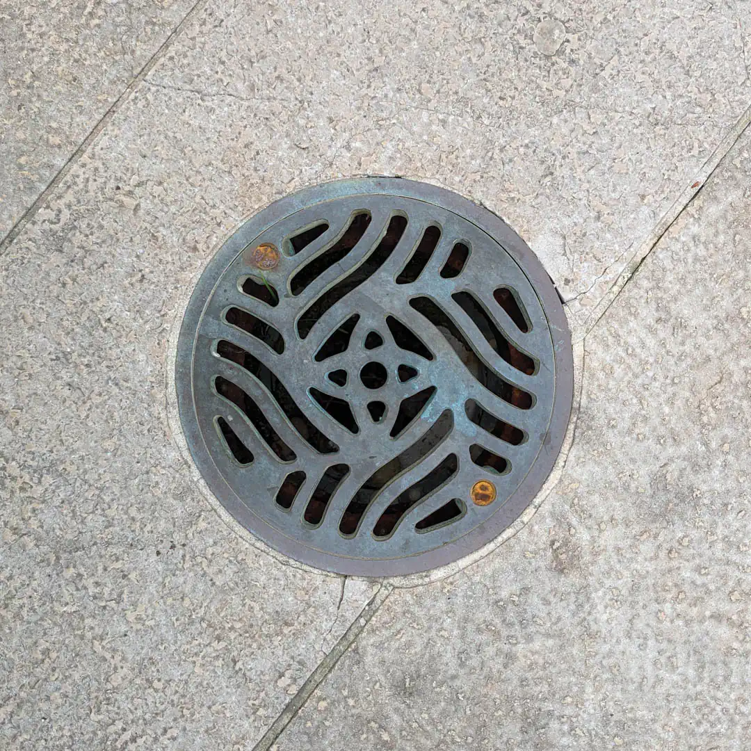 Drainage Manhole Cover in Haifa, Israel. Photo by Yuri Matrosovich