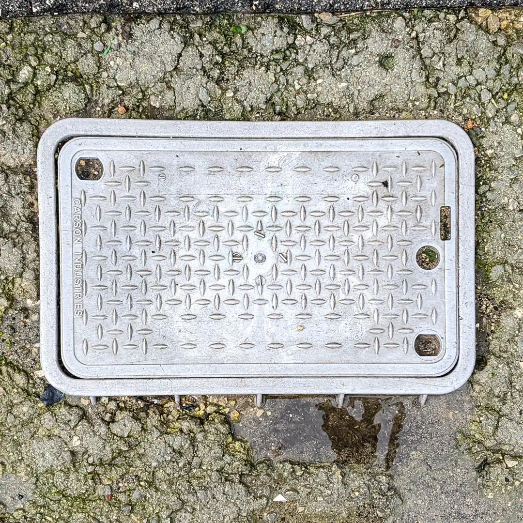 Manhole Cover by Carson Industries in Haifa, Israel. Photo by Yuri Matrosovich