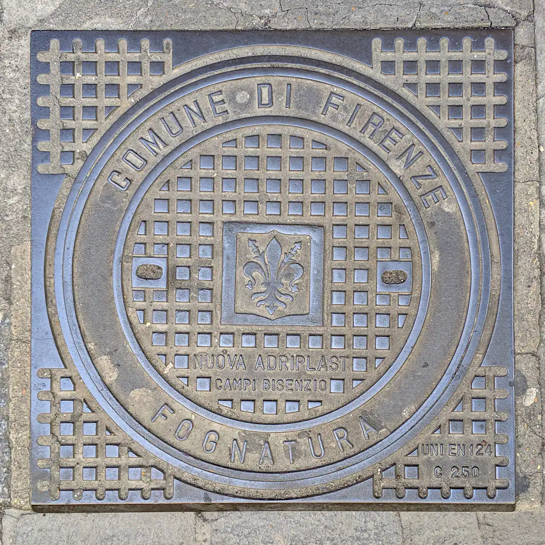Comune di Firenze Fognatura Manhole Cover in Florence, Italy. Photo by Yuri Matrosovich