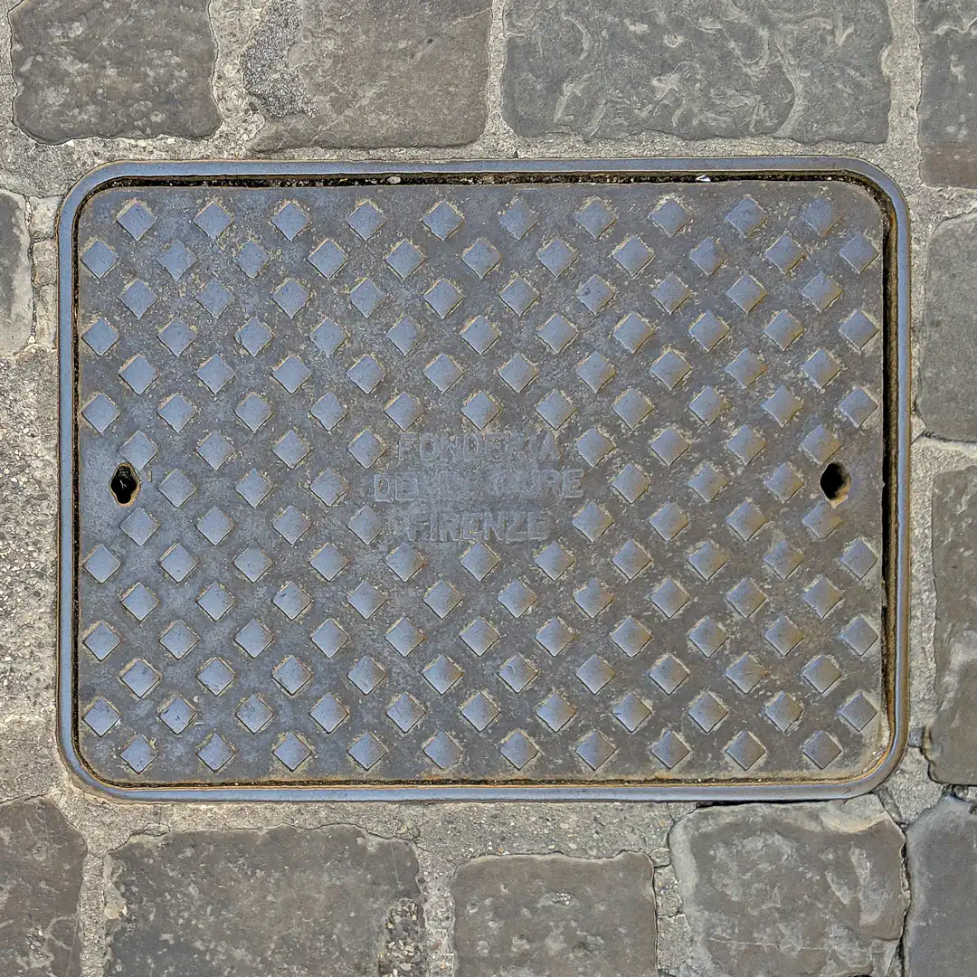 Fonderia delle Cure Firenze Manhole Cover in Florence, Italy. Photo by Yuri Matrosovich