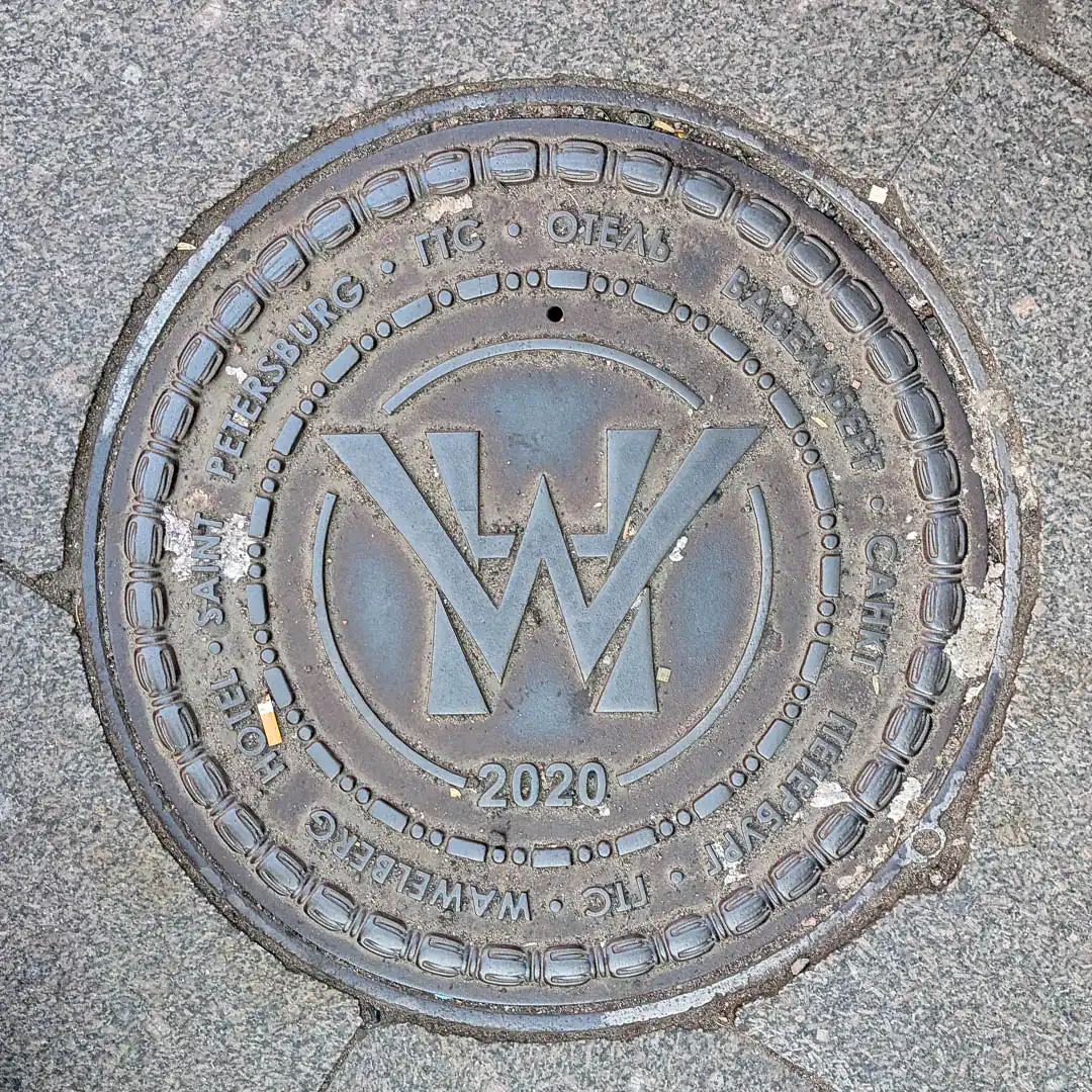 Wawelberg hotel manhole cover