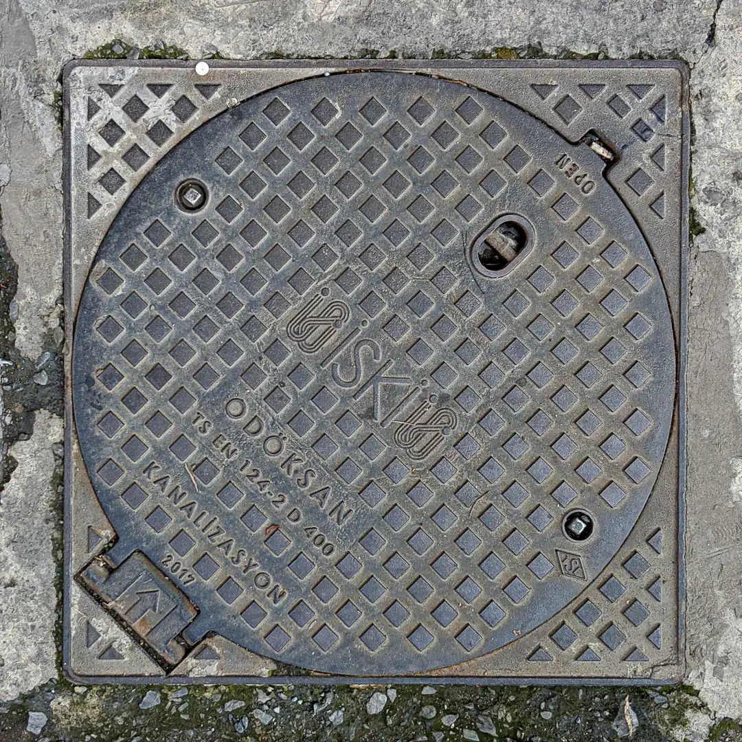 Sewerage Manhole Cover by Odöksan in Istanbul, Turkey. Photo by Yuri Matrosovich
