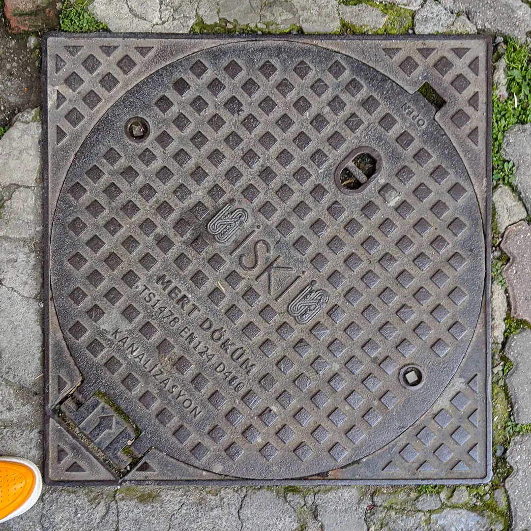 Sewerage Manhole Cover by Mert Döküm in Istanbul, Turkey. Photo by Yuri Matrosovich